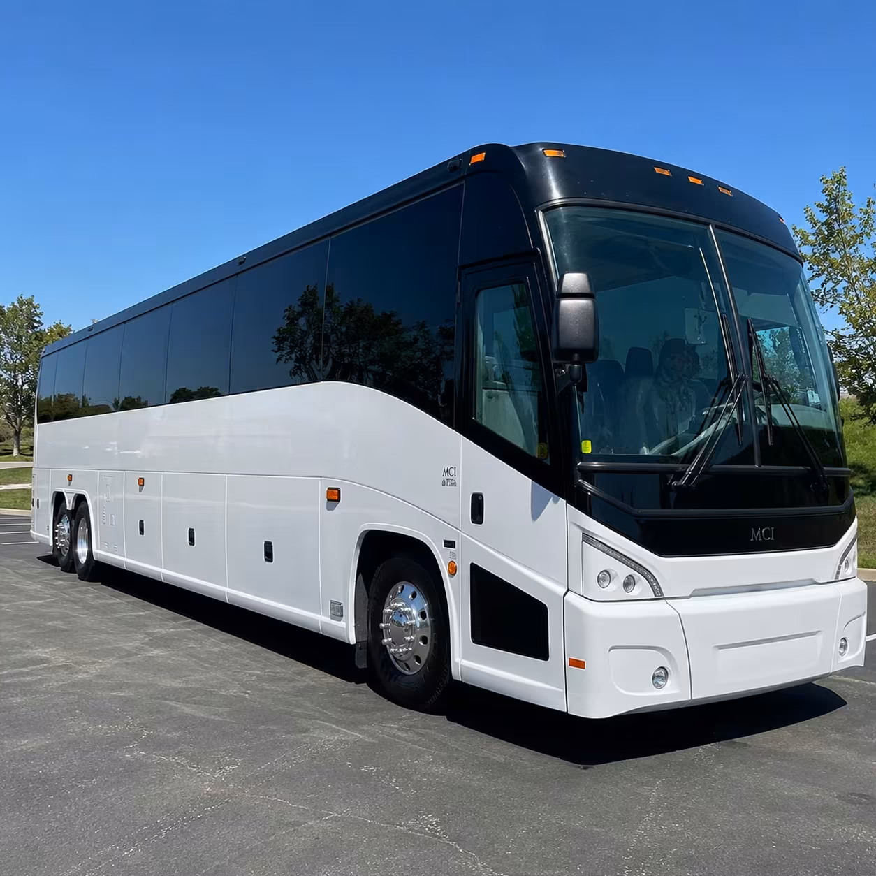 charter bus rentals in memphis for convention groups at mem