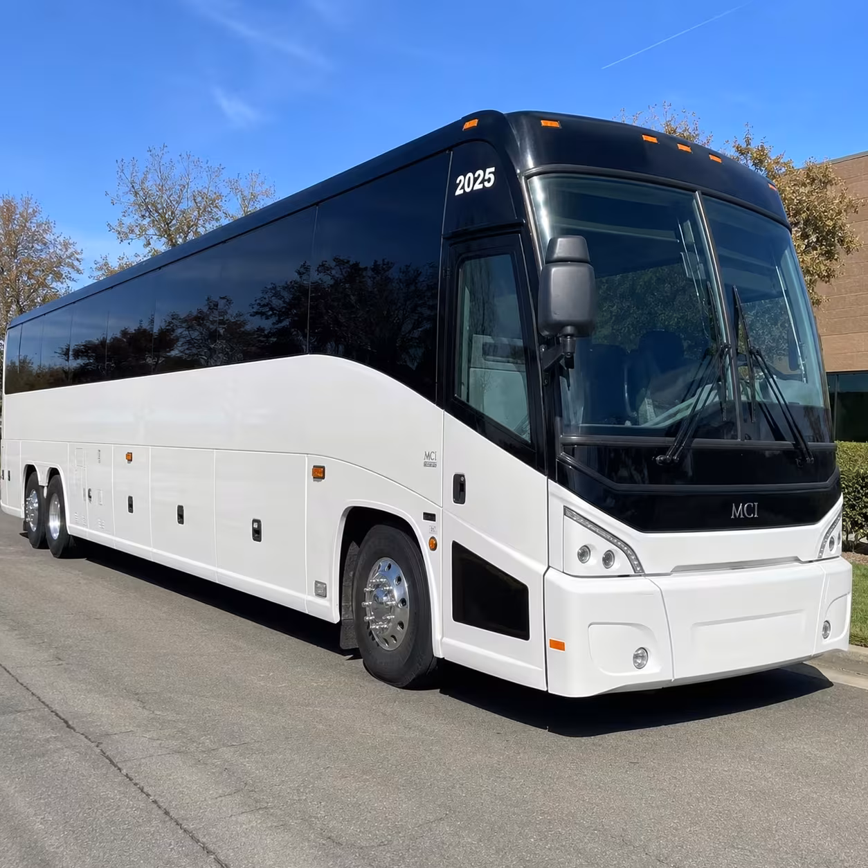 memphis party bus and minibus rentals for beale street nights