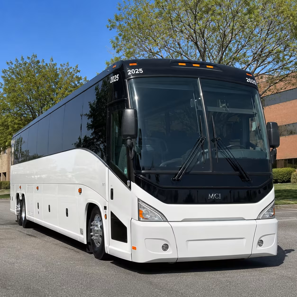 memphis shuttle buses to outdoor concerts and festivals