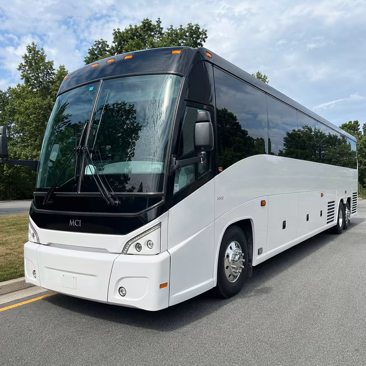 memphis sports team bus rentals for road games