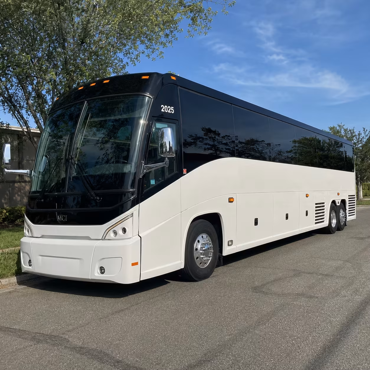 memphis to nashville charter bus rentals on i 40