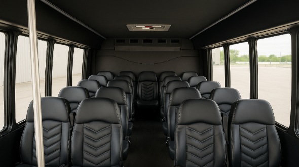 memphis 25 passenger minibus rental
