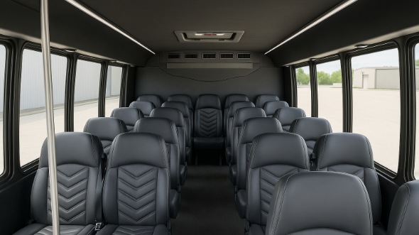 pine bluff 28 passenger minibus